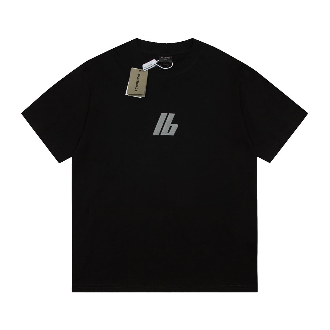 Front and rear reflective lettering logo T-shirt