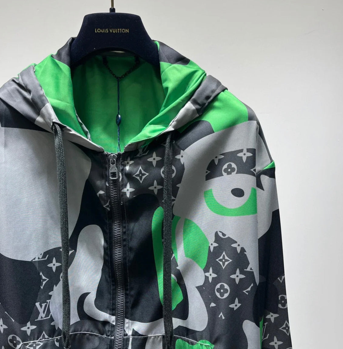 AS-patch pattern hooded jacket