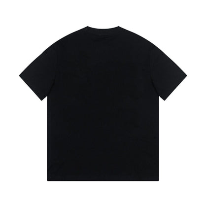 Classic simple and elegant T-shirt