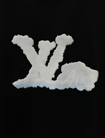 White cloud print graphic T-shirt