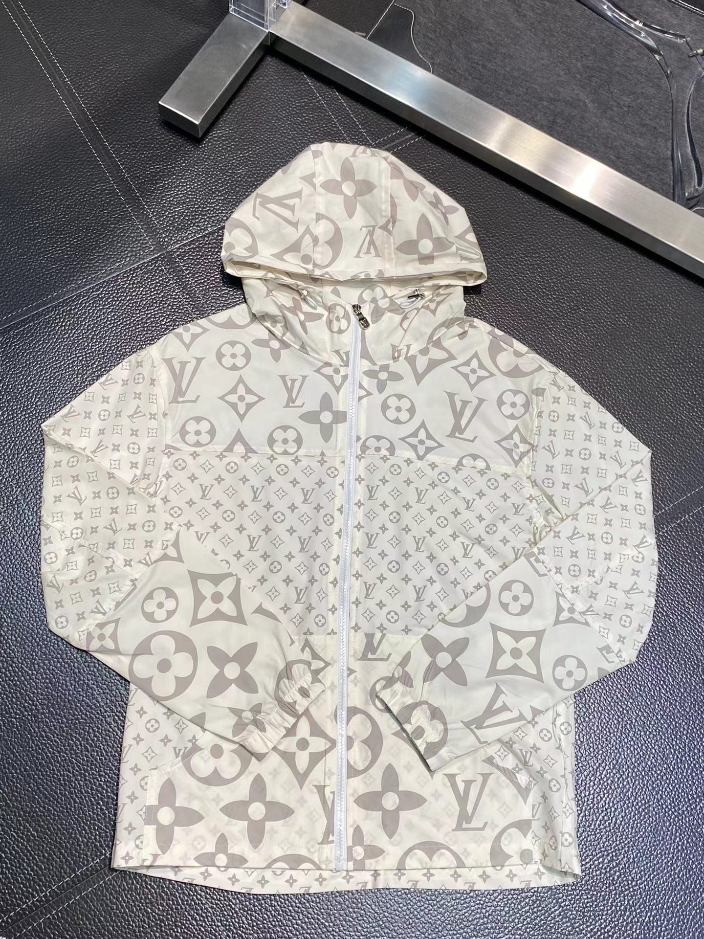 24ss Limited edition all-over logo casual suit 1:1