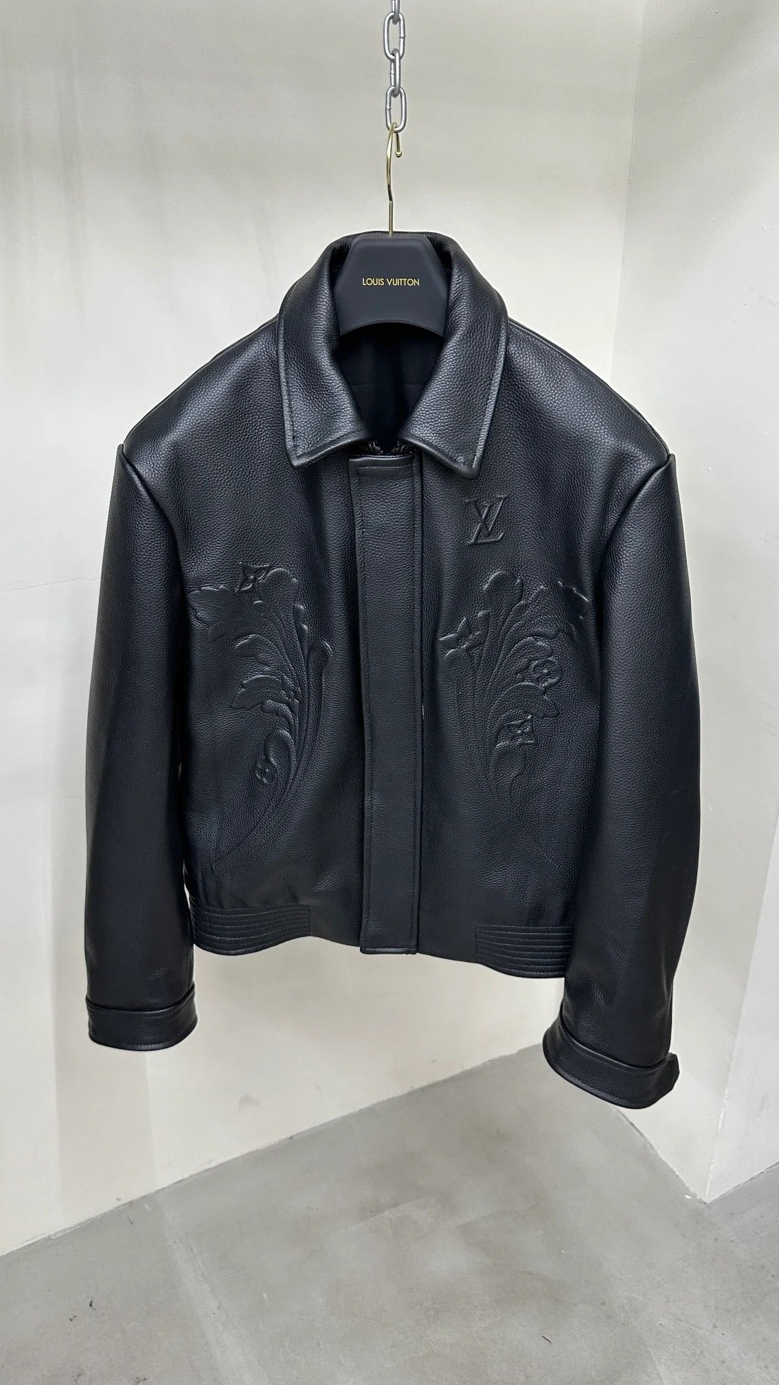 24  genuine leather jacket