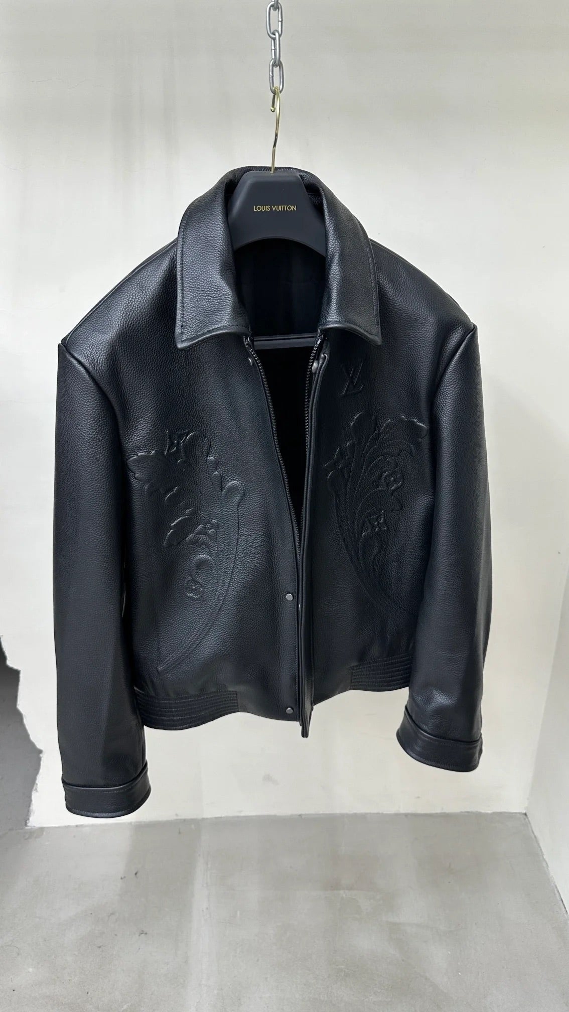 24  genuine leather jacket