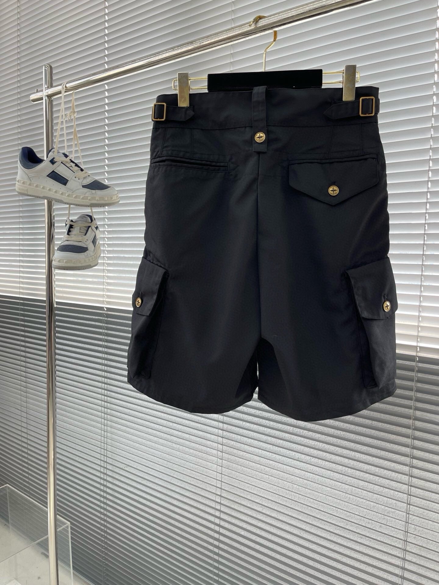 Spring and summer men's casual shorts