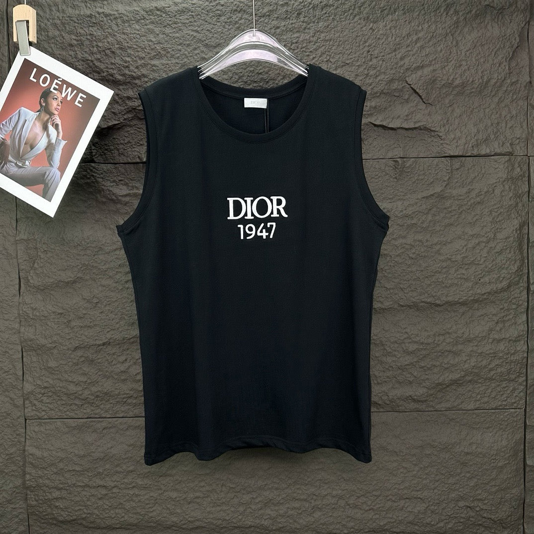 24 Round neck letter print sleeveless T-shirt