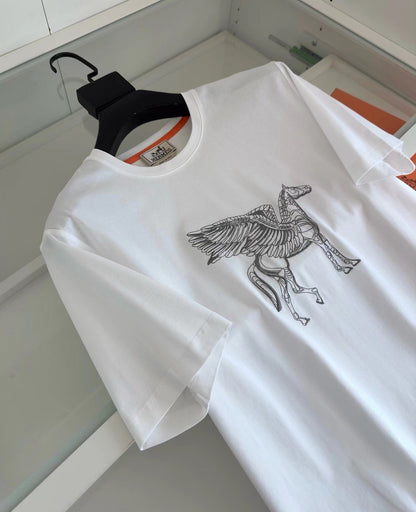 Pegasus themed logo round neck T-shirt