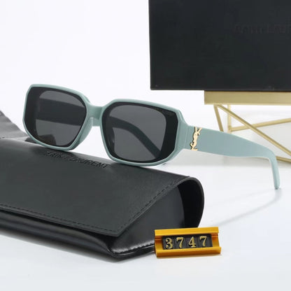 Minimalistic Retro Sunglasses