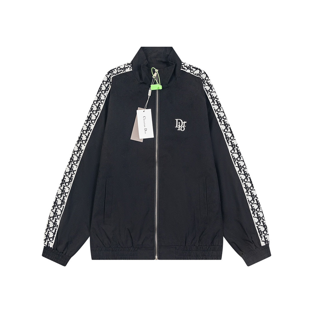 Webbing logo embroidered jacket